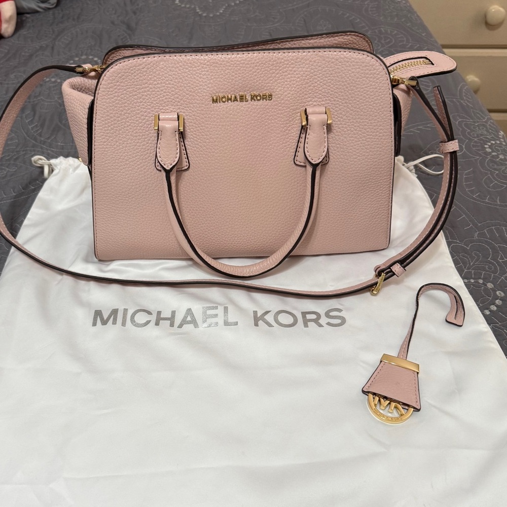 Michael Kors Crossbody Purse